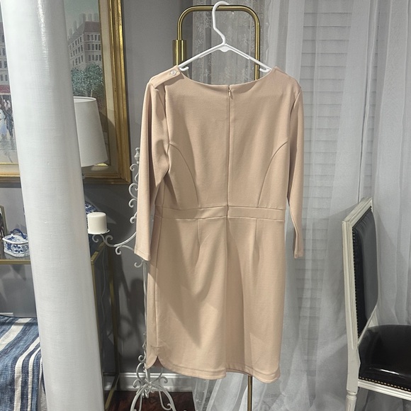 Daniel Cremieux Elegant Cream Dress - Picture 3 of 3